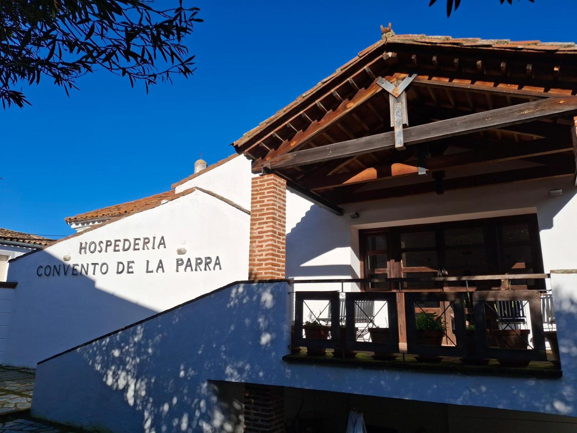 Hospederia Convento De La Parra, 06176 (Adults Only) Hotel La Parra  ภายนอก รูปภาพ