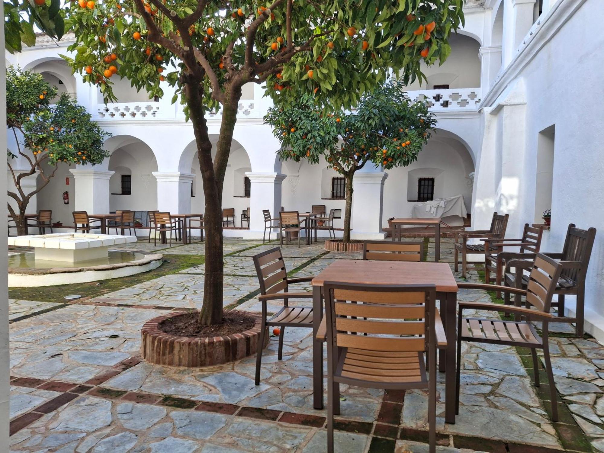 Hospederia Convento De La Parra, 06176 (Adults Only) Hotel La Parra  ภายนอก รูปภาพ