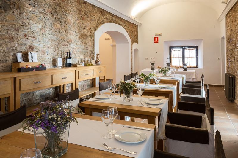 Hospederia Convento De La Parra, 06176 (Adults Only) Hotel La Parra  ภายนอก รูปภาพ