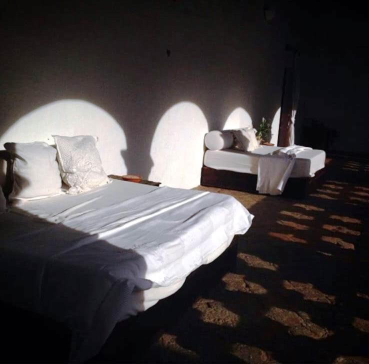 Hospederia Convento De La Parra, 06176 (Adults Only) Hotel La Parra  ภายนอก รูปภาพ